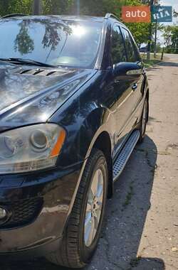 Внедорожник / Кроссовер Mercedes-Benz M-Class 2008 в 
