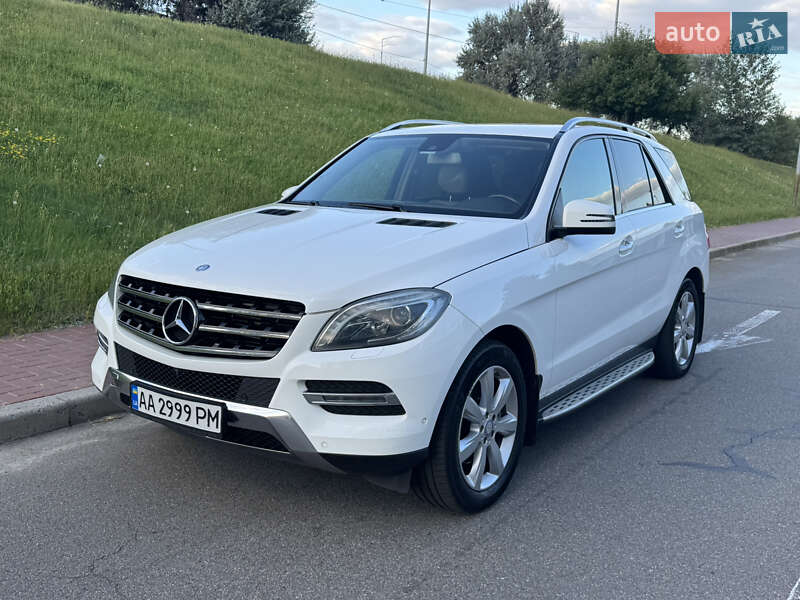 Mercedes-Benz M-Class 2015