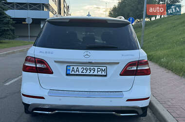 Внедорожник / Кроссовер Mercedes-Benz M-Class 2015 в 