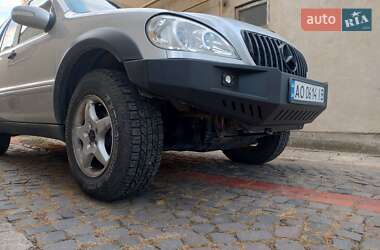 Внедорожник / Кроссовер Mercedes-Benz M-Class 2002 в 