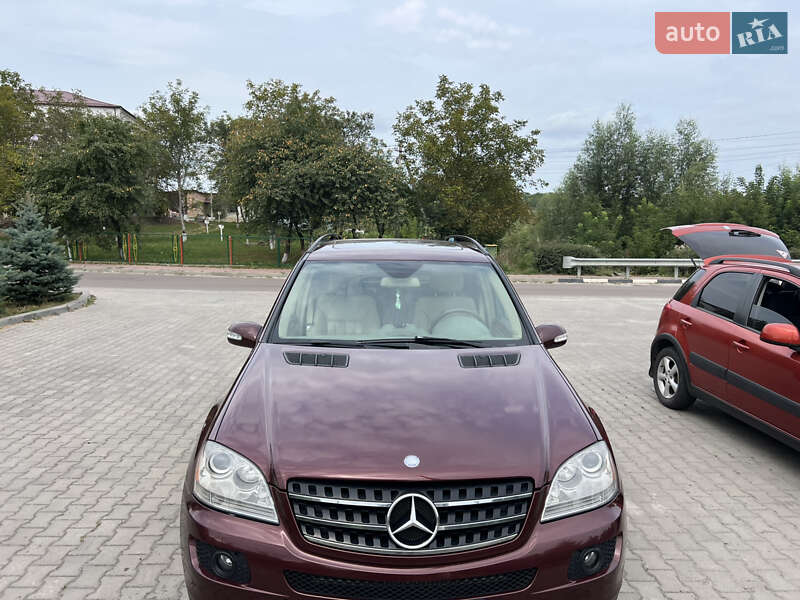 Внедорожник / Кроссовер Mercedes-Benz M-Class 2007 в Ровно