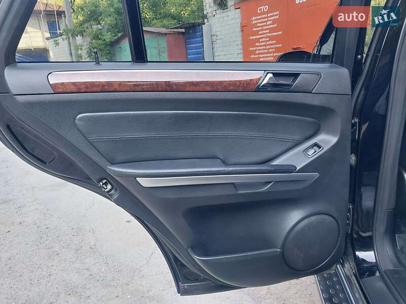 Внедорожник / Кроссовер Mercedes-Benz M-Class 2008 в Днепре фото 20 Внедорожник / Кроссовер Mercedes-Benz M-Class 2008 в Днепре