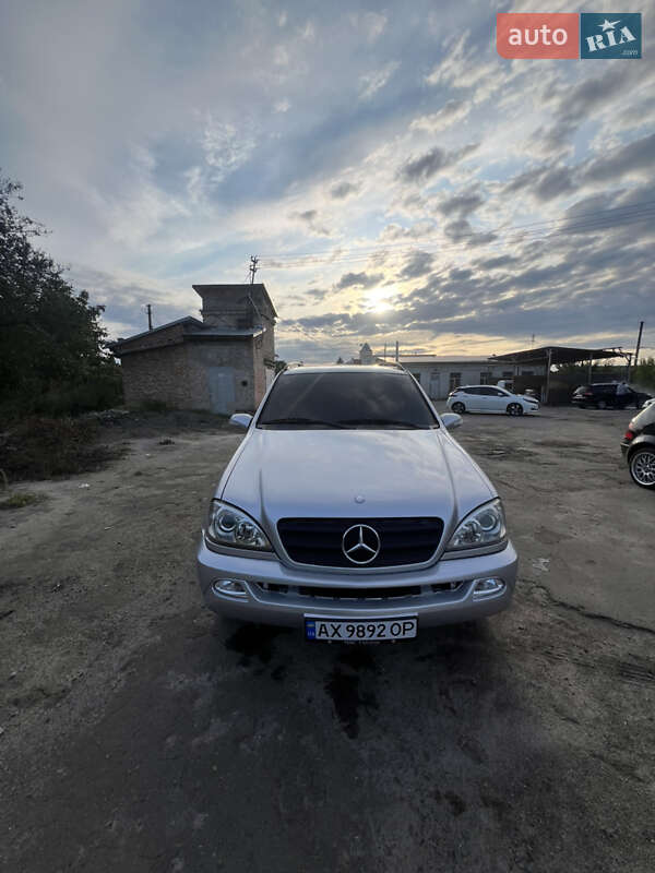 Позашляховик / Кросовер Mercedes-Benz M-Class 2003 в Золочеві