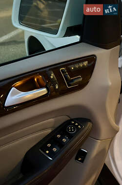 Внедорожник / Кроссовер Mercedes-Benz M-Class 2012 в 