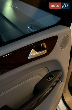 Внедорожник / Кроссовер Mercedes-Benz M-Class 2012 в 