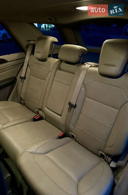 Внедорожник / Кроссовер Mercedes-Benz M-Class 2012 в 