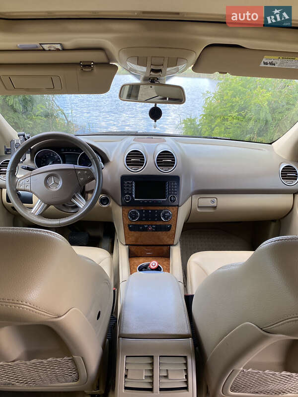 Внедорожник / Кроссовер Mercedes-Benz M-Class 2008 в Киеве
