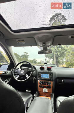 Внедорожник / Кроссовер Mercedes-Benz M-Class 2006 в 