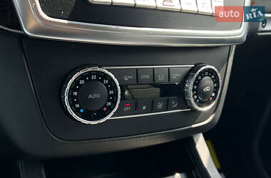 Внедорожник / Кроссовер Mercedes-Benz M-Class 2012 в 