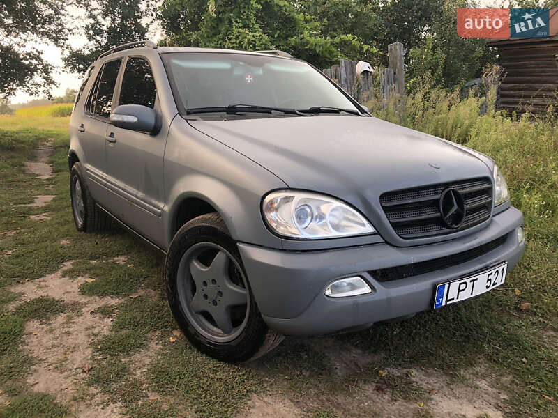 Позашляховик / Кросовер Mercedes-Benz M-Class 2002 в Шостці
