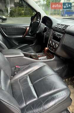 Внедорожник / Кроссовер Mercedes-Benz M-Class 2003 в 