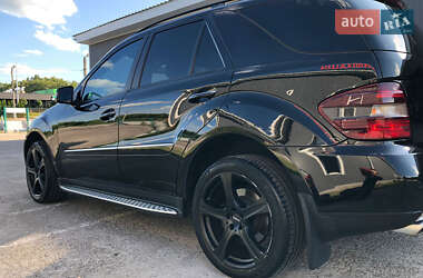 Внедорожник / Кроссовер Mercedes-Benz M-Class 2006 в 