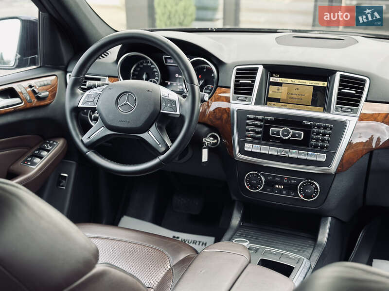 Внедорожник / Кроссовер Mercedes-Benz M-Class 2012 в Кременчуге