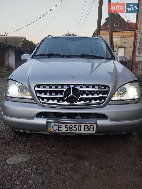 Mercedes-Benz M-Class 2001