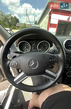 Внедорожник / Кроссовер Mercedes-Benz M-Class 2010 в 