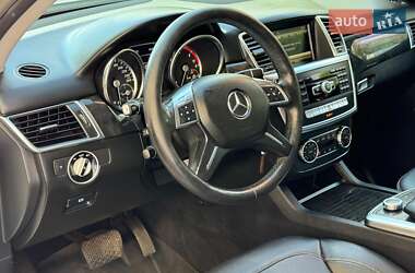 Внедорожник / Кроссовер Mercedes-Benz M-Class 2013 в 