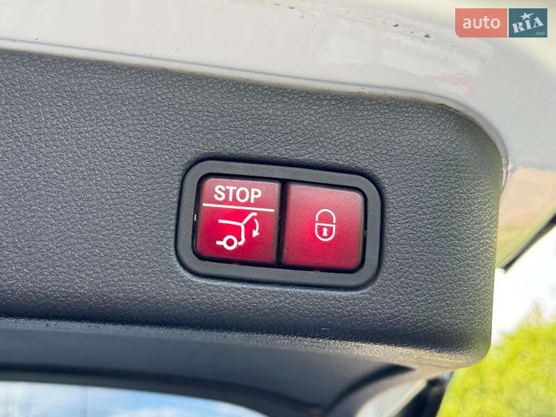 Внедорожник / Кроссовер Mercedes-Benz M-Class 2013 в Виннице