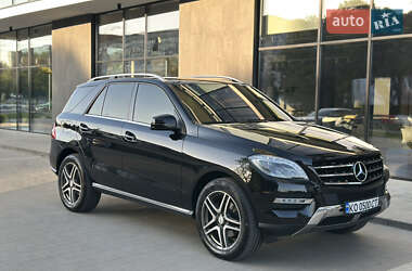 Внедорожник / Кроссовер Mercedes-Benz M-Class 2012 в 