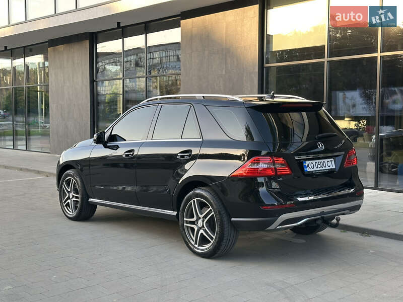 Внедорожник / Кроссовер Mercedes-Benz M-Class 2012 в Ужгороде