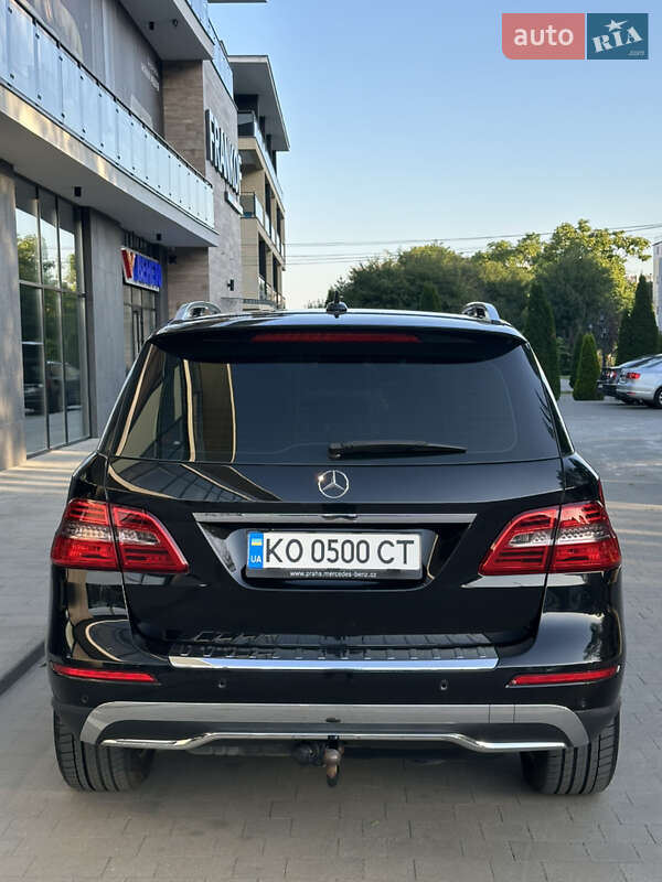 Внедорожник / Кроссовер Mercedes-Benz M-Class 2012 в Ужгороде