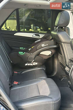 Внедорожник / Кроссовер Mercedes-Benz M-Class 2012 в 