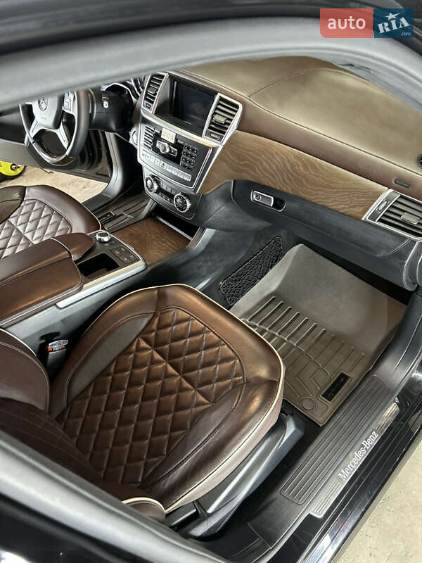 Внедорожник / Кроссовер Mercedes-Benz M-Class 2014 в Черновцах