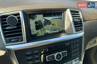 Внедорожник / Кроссовер Mercedes-Benz M-Class 2015 в 