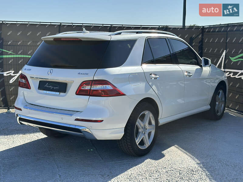 Позашляховик / Кросовер Mercedes-Benz M-Class 2015 в Києві