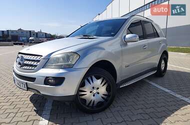 Позашляховик / Кросовер Mercedes-Benz M-Class 2005 в Івано-Франківську