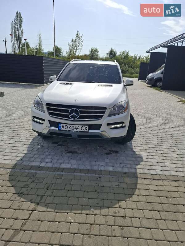 Внедорожник / Кроссовер Mercedes-Benz M-Class 2011 в Виноградове фото 26 Внедорожник / Кроссовер Mercedes-Benz M-Class 2011 в Виноградове