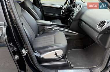 Внедорожник / Кроссовер Mercedes-Benz M-Class 2011 в 