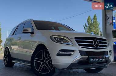 Внедорожник / Кроссовер Mercedes-Benz M-Class 2012 в 