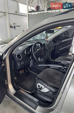 Позашляховик / Кросовер Mercedes-Benz M-Class 2006 в 