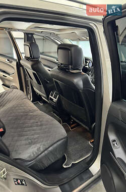 Позашляховик / Кросовер Mercedes-Benz M-Class 2006 в 