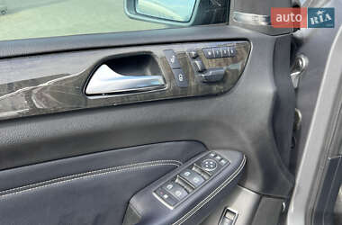 Внедорожник / Кроссовер Mercedes-Benz M-Class 2011 в 