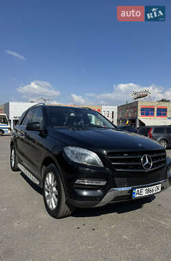 Позашляховик / Кросовер Mercedes-Benz M-Class 2015 в Дніпрі