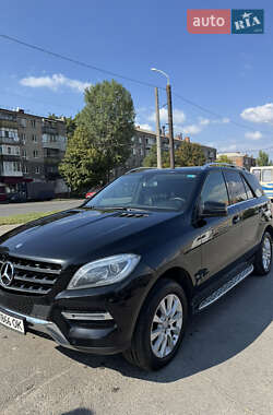 Позашляховик / Кросовер Mercedes-Benz M-Class 2015 в 
