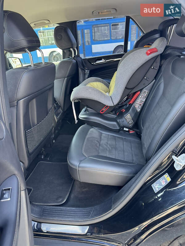 Позашляховик / Кросовер Mercedes-Benz M-Class 2015 в Дніпрі