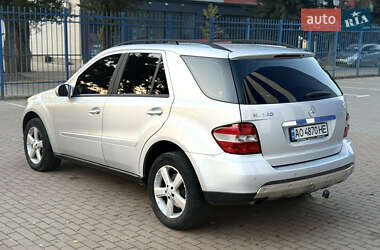 Внедорожник / Кроссовер Mercedes-Benz M-Class 2005 в 