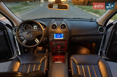 Внедорожник / Кроссовер Mercedes-Benz M-Class 2005 в 