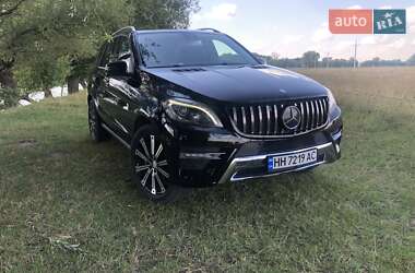 Внедорожник / Кроссовер Mercedes-Benz M-Class 2014 в 