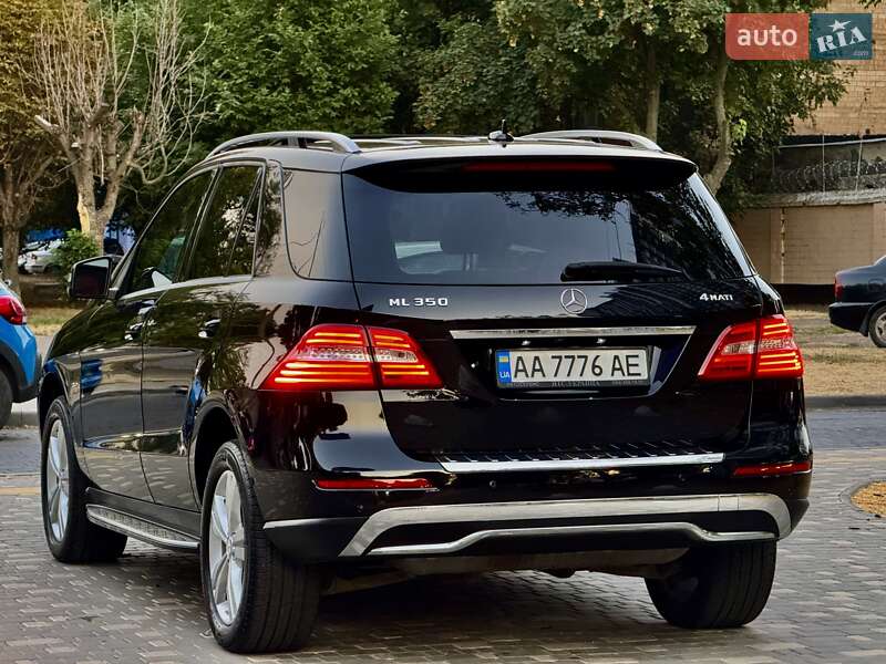Внедорожник / Кроссовер Mercedes-Benz M-Class 2012 в Одессе