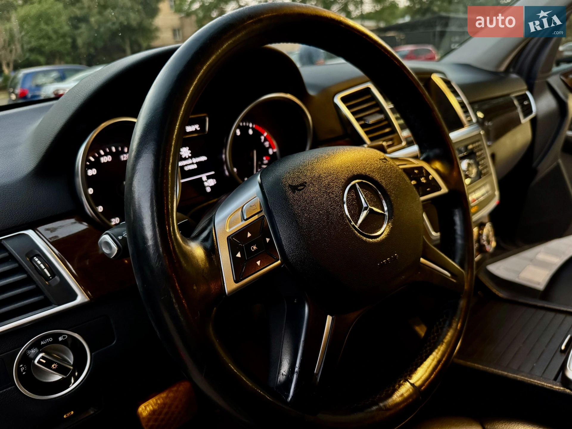 2012 Mercedes-Benz M-klasse - мініатюра 47