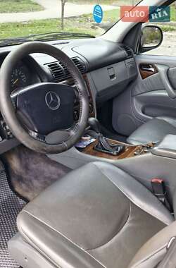 Внедорожник / Кроссовер Mercedes-Benz M-Class 1998 в 