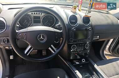 Внедорожник / Кроссовер Mercedes-Benz M-Class 2006 в 