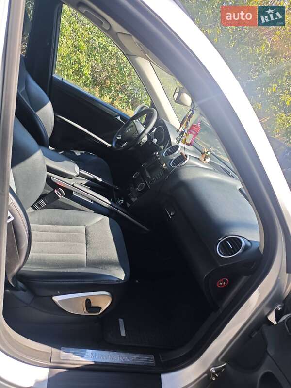 Внедорожник / Кроссовер Mercedes-Benz M-Class 2006 в Николаеве