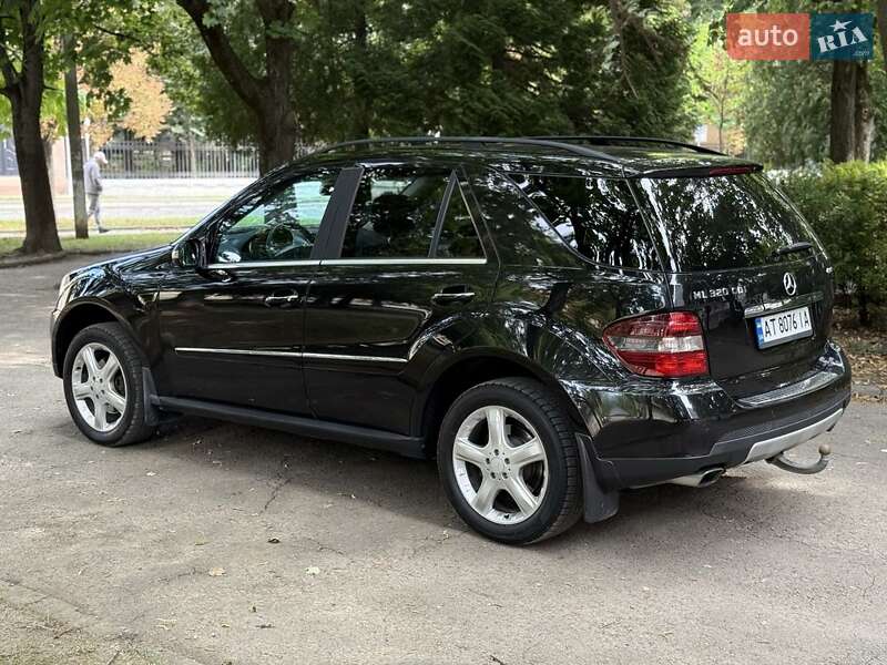 Внедорожник / Кроссовер Mercedes-Benz M-Class 2008 в Коломые