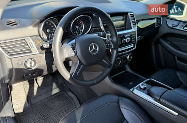 Внедорожник / Кроссовер Mercedes-Benz M-Class 2014 в 