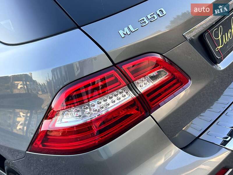 Позашляховик / Кросовер Mercedes-Benz M-Class 2011 в Одесі