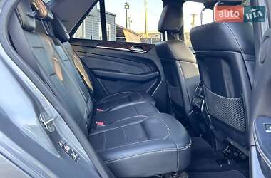 Внедорожник / Кроссовер Mercedes-Benz M-Class 2011 в 